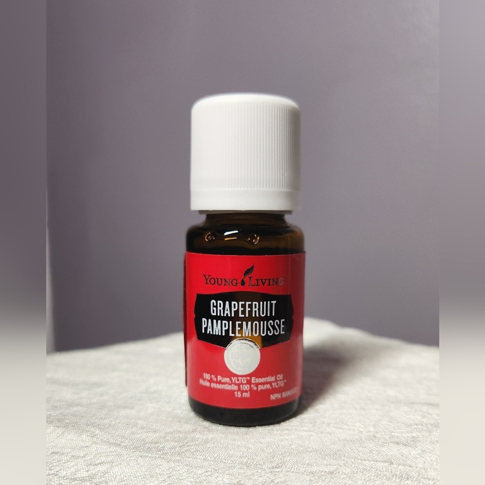 GRAPEFRUIT - YOUNG LIVING ESSENTIAL OIL